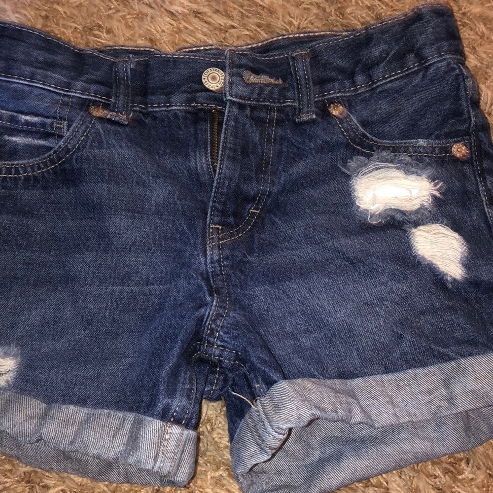 Distressed Levi Denim shorts